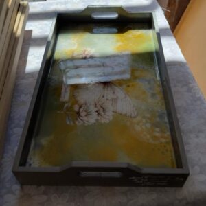 BANDEJA DESAYUNO C PATAS- RESINA EPOXICA